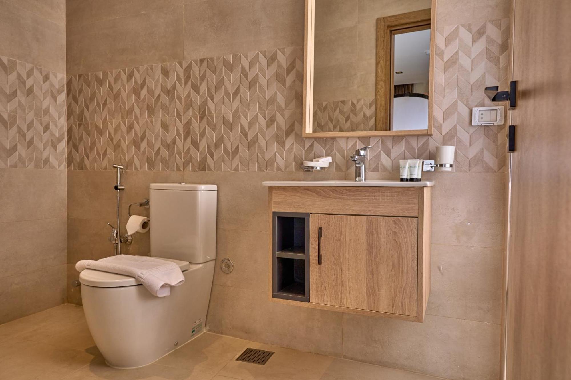 Lotus Inn Kafret el-Gabal Екстериор снимка